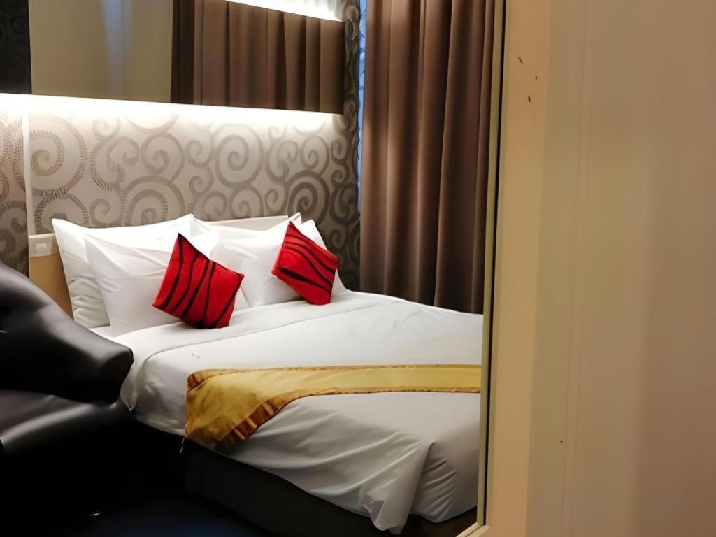 Paragon City Hotel Ipoh Bagian luar foto