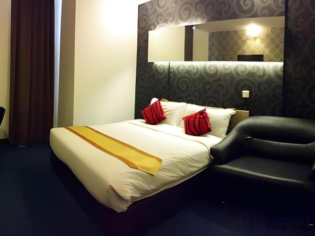 Paragon City Hotel Ipoh Bagian luar foto